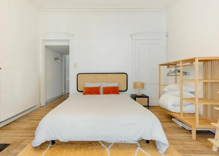 Le En Feronstree * Luik